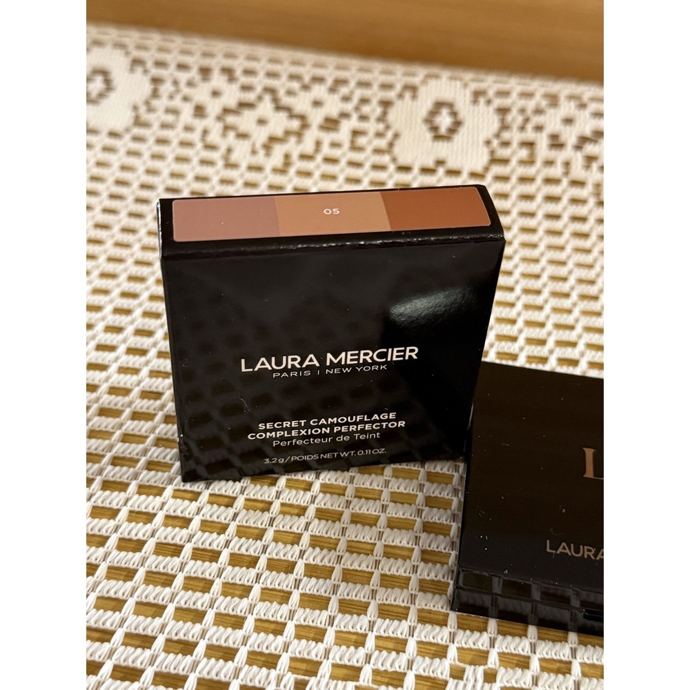 Laura Mercier Secret Camouflage Complexion Perfector Concealer, 05 - 3.2g - Picture 2 of 6